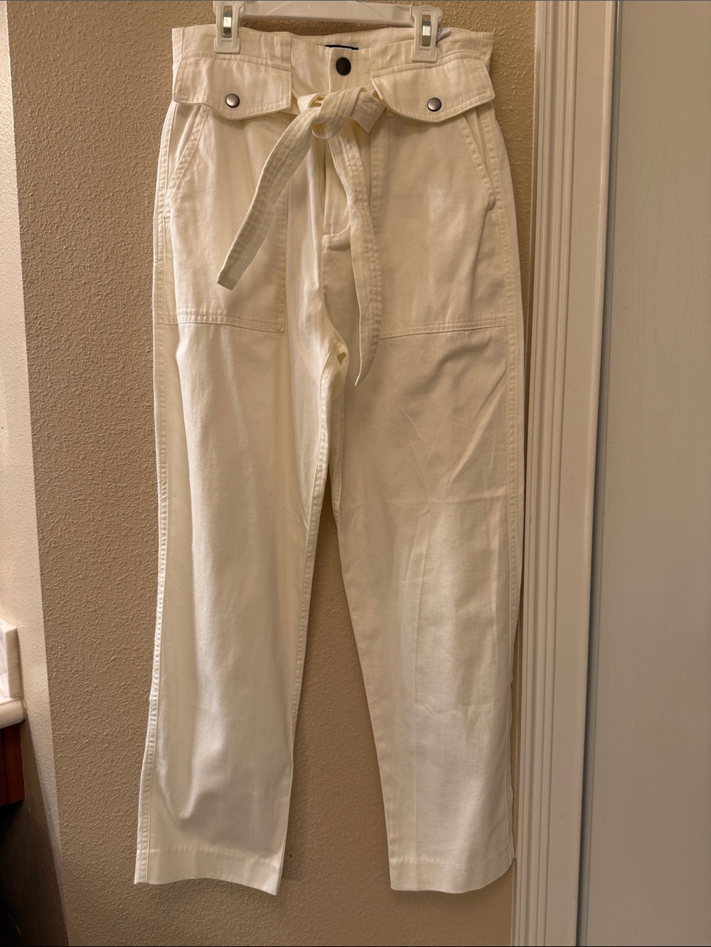 Banana Republic Wide Leg Pants in Off-White